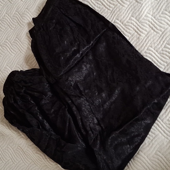 NWT AFRM Veronika Balloon Leg Pants in Noir - Picture 5 of 6